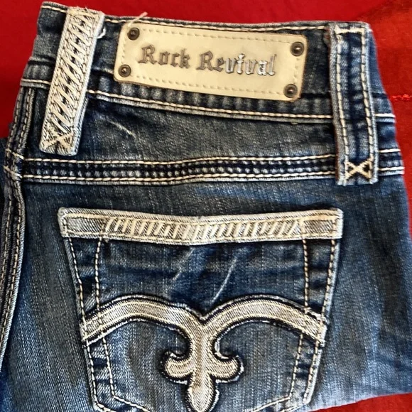 NWOT Rock Revival Alanis capri size 28 - Picture 6 of 6